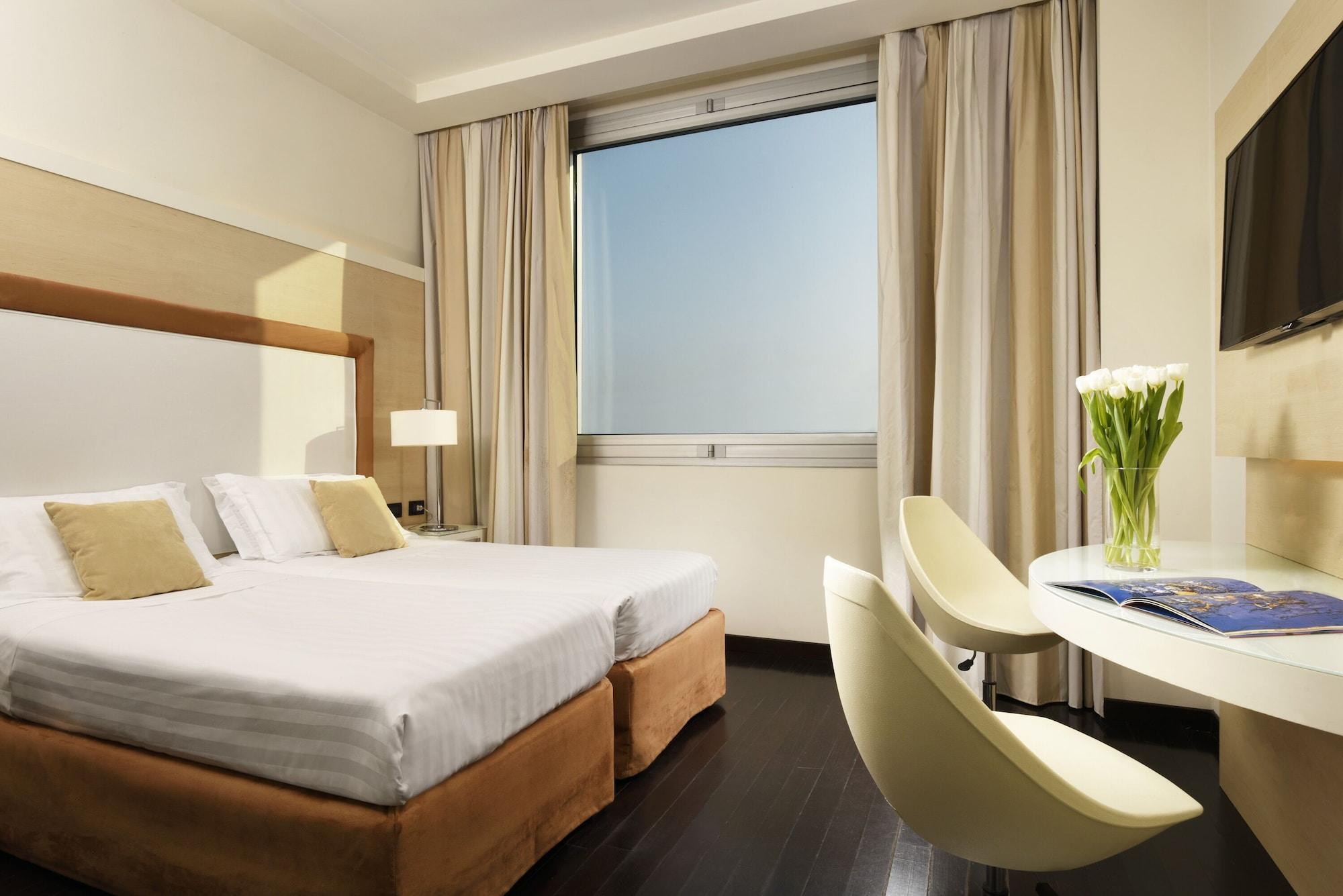 Hotel La Favorita Mantova Luaran gambar