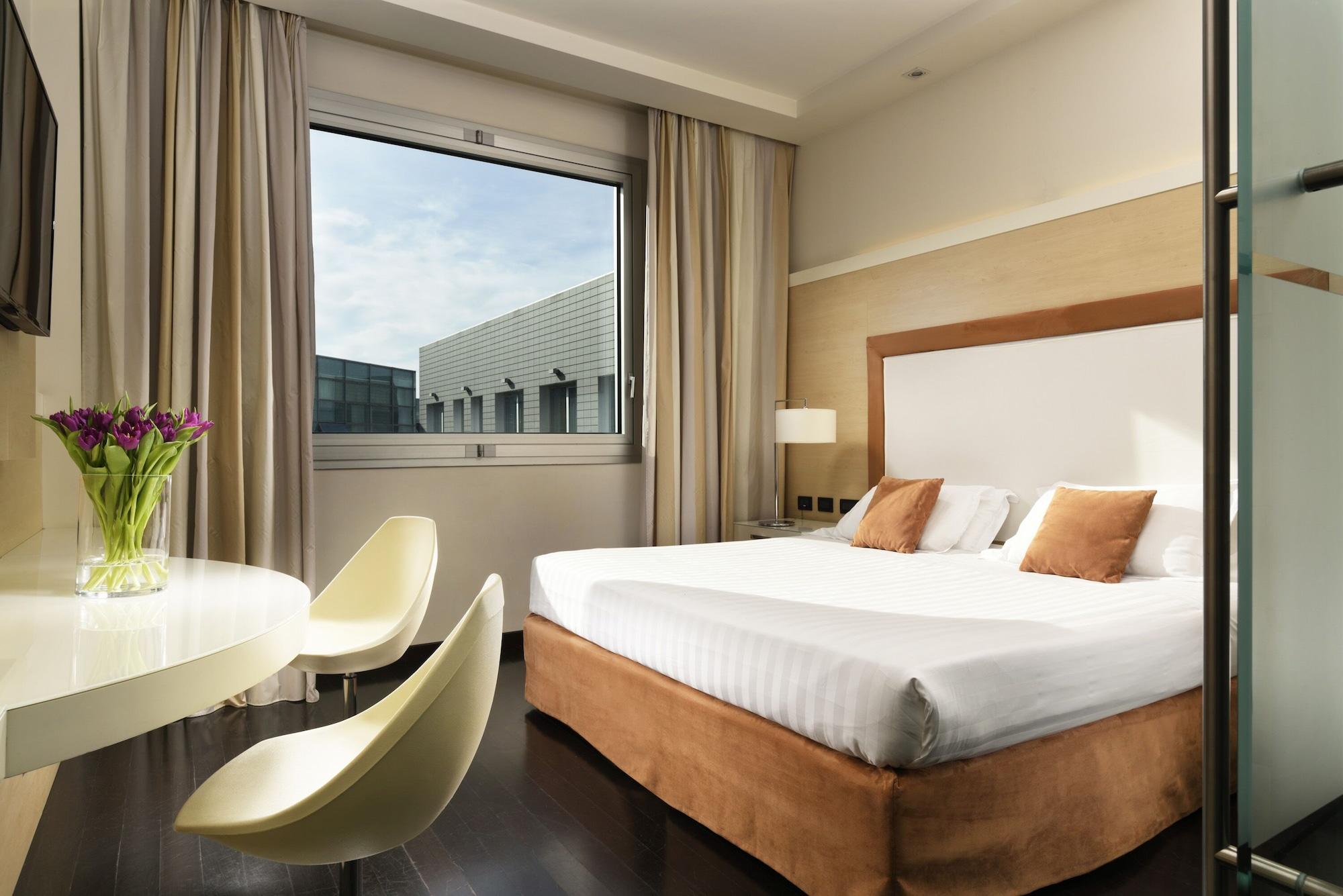 Hotel La Favorita Mantova Luaran gambar